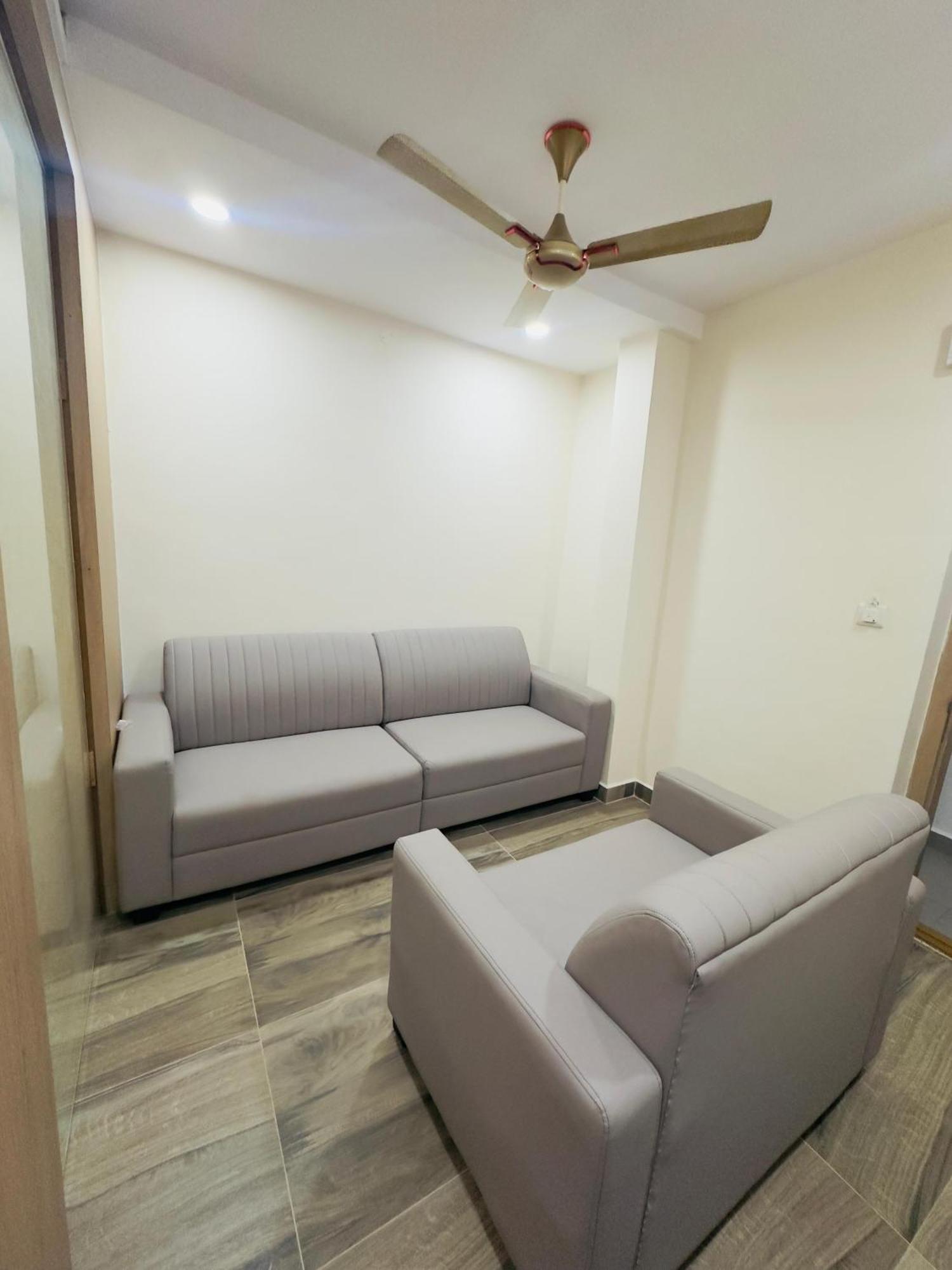 Hotel Raga Karimnagar Exteriér fotografie
